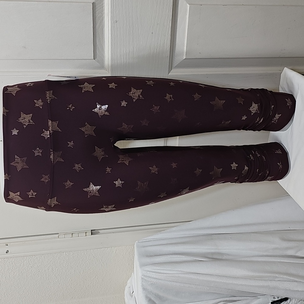 SPANX K Leggings in Maroon with Rose Gold Star